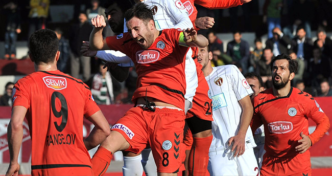 konyaspor-oldu-oldu-dirildi-2
