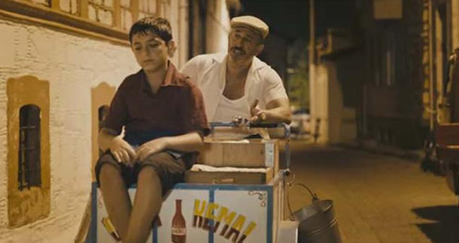 cem-yilmazin-iftarlik-gazoz-filmindeki-ilginc-detay-4