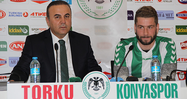 torku-konyaspor-sloven-oyuncu-nejic-skubic-ile-anlasti-2