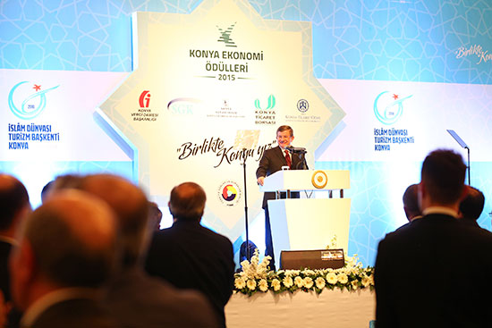 basbakan-davutoglu-konya-2016-yili-icin-islam-dunyasi-turizm-baskenti-ilan-edildi-1
