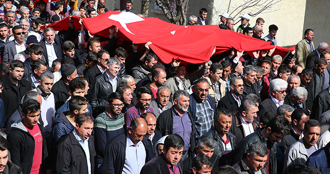 sehit-mustafa-cetin-son-yolculuguna-ugurlandi-foto-galeri-9