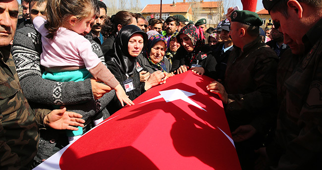 sehit-mustafa-cetin-son-yolculuguna-ugurlandi-foto-galeri-14