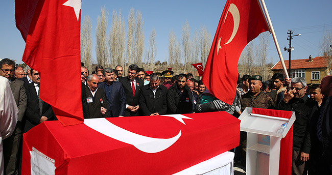 sehit-mustafa-cetin-son-yolculuguna-ugurlandi-foto-galeri-17