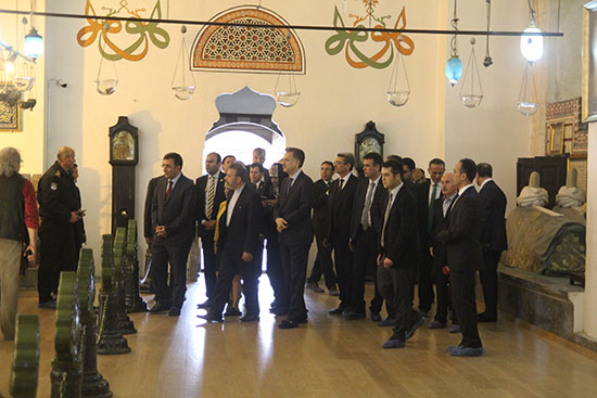bakan-yilmaz-mevlana-muzesi-ve-bilim-merkezini-ziyaret-etti-1