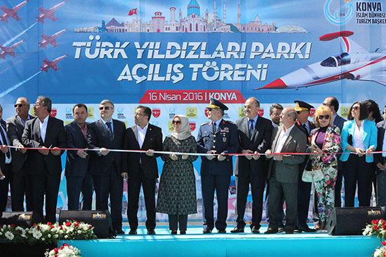 turk-yildizlarindan-konyada-nefes-kesen-gosteri-4