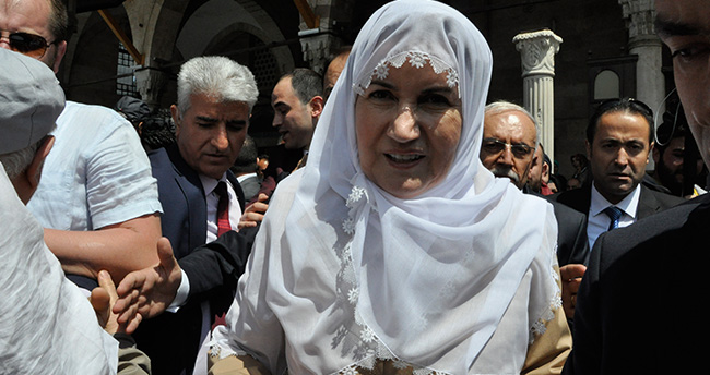 meral-aksener-konyada-2