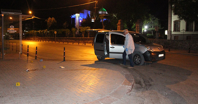 konyada-alacak-verecek-meselesi-kanli-bitti-1-agir-yarali-2