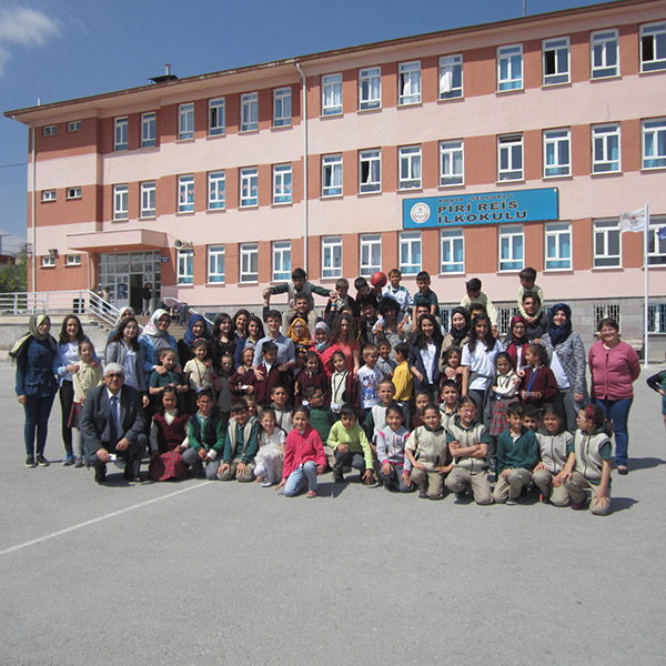 genc-yazarlar-piri-reise-konuk-oldu-2