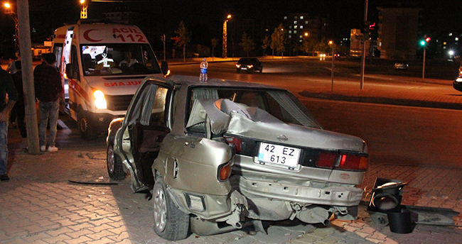 konya-trafik-kazasi-5-yarali-4