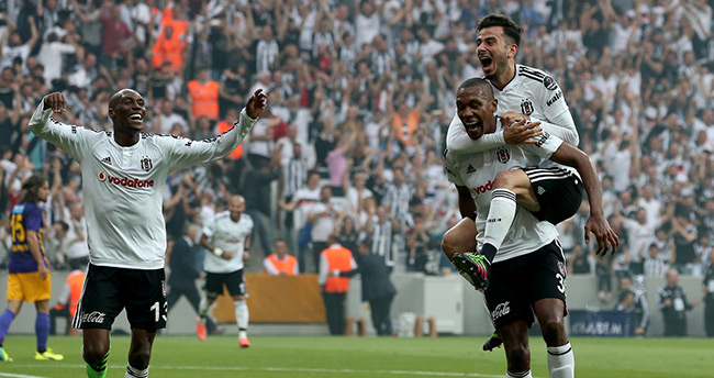 besiktasta-sampiyonluk-coskusu-besiktas-3-1-osmanlispor-2