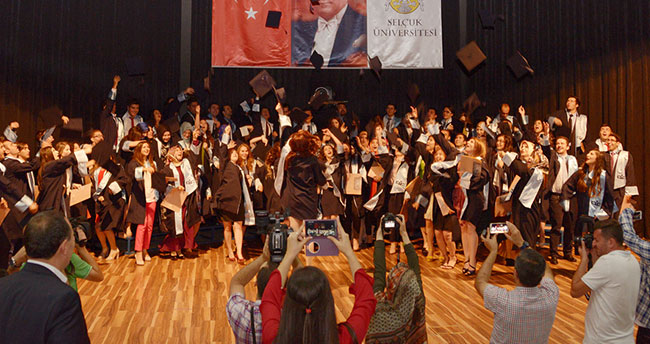 genc-dis-hekimleri-meslek-hayatina-atildi-2