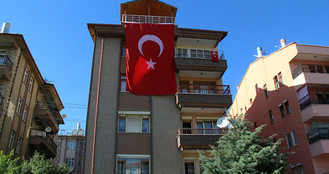 konyali-sehit-polisin-ailesine-aci-haberi-verildi-2