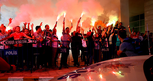 besiktas-kafilesi-konyada-2