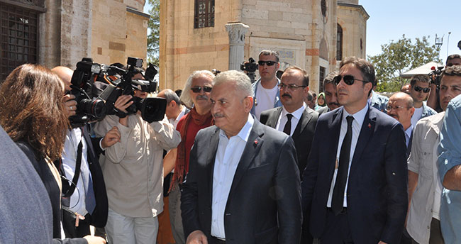 basbakan-yildirim-mevlana-muzesini-ziyaret-etti-2