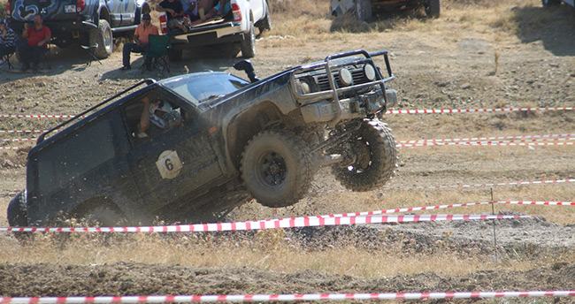 konyada-off-road-heyecani-off-road-tutkunlari-15-temmuz-sehitleri-icin-yaristi-2