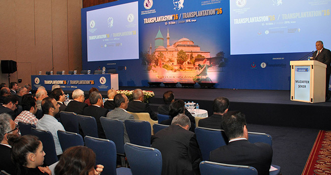 konyadaki-transplantasyon-2016-kongresi-sona-erdi-2