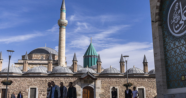 mevlana-muzesi-turistlerin-gozdesi-oldu-5