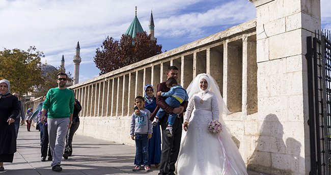 mevlana-muzesi-turistlerin-gozdesi-oldu-2